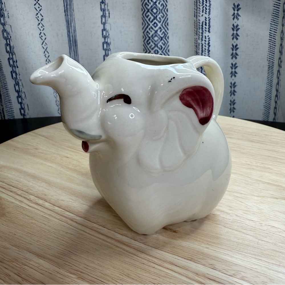 Vintage Shawnee Pottery Elephant Creamer with Trunk Up